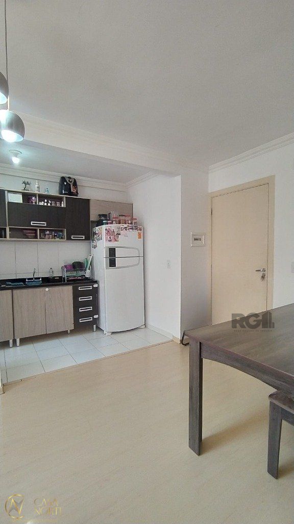 Apartamento à venda com 2 quartos, 52m², 1 vaga, Rua Tenente Ary Tarrago no bairro Jardim Itu em Porto Alegre
