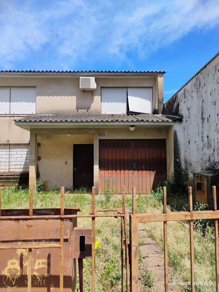 Casa à venda com 2 quartos, 120m², 1 vaga, Avenida São Paulo no bairro São Geraldo em Porto Alegre
