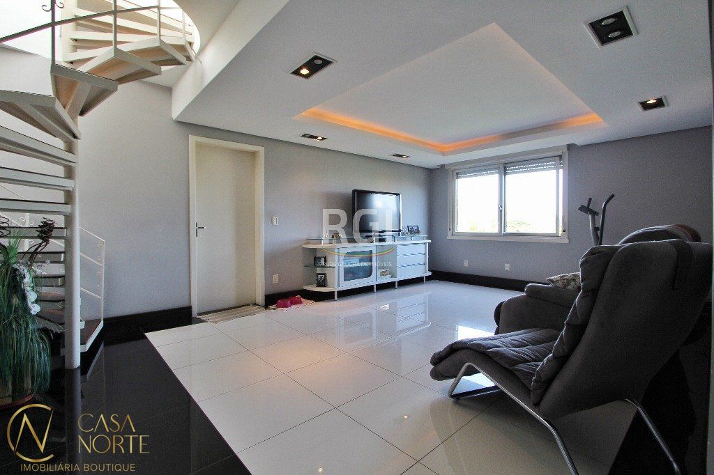 Cobertura à venda com 3 quartos, 177m², 1 suíte, 1 vaga, Avenida Clemenciano Barnasque no bairro Teresópolis em Porto Alegre