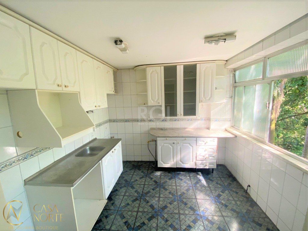 Cobertura à venda com 2 quartos, 115m², 1 suíte, 1 vaga, Avenida Teresópolis no bairro Teresópolis em Porto Alegre