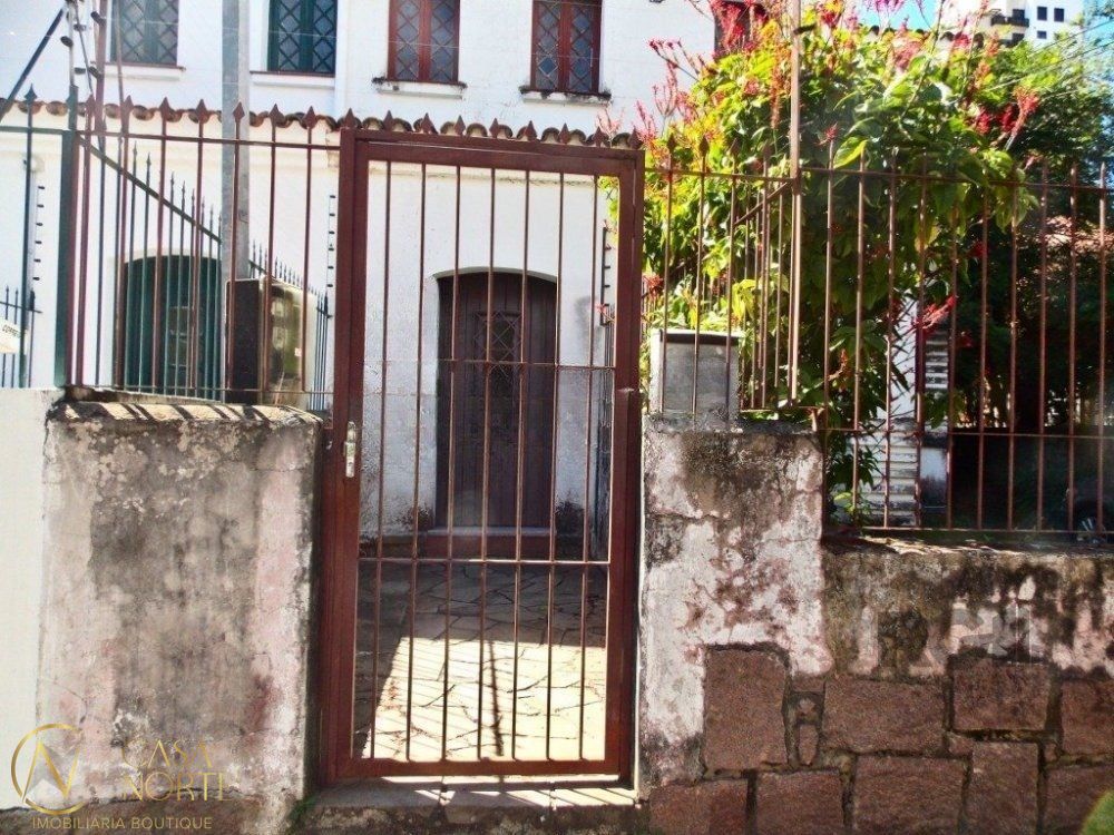 Casa à venda com 3 quartos, 127m², Rua Gonçalves Dias no bairro Menino Deus em Porto Alegre