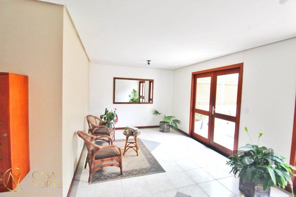 Apartamento à venda com 2 quartos, 59m², 1 vaga, Avenida da Cavalhada no bairro Cavalhada em Porto Alegre