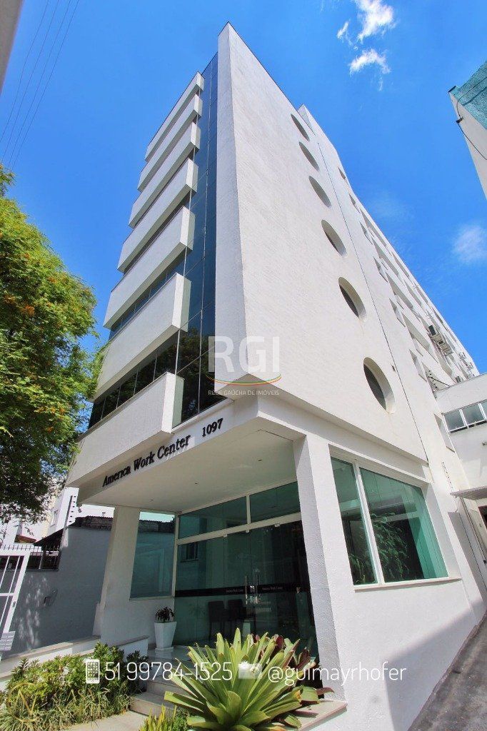 Sala Comercial à venda , 33m², 1 vaga, Rua Visconde do Herval no bairro Menino Deus em Porto Alegre