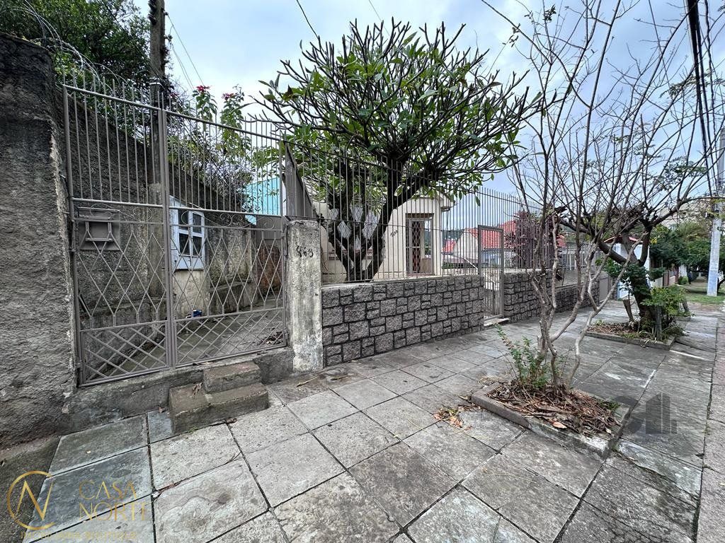 Terreno à venda , 1600m², Rua Professor Clemente Pinto no bairro Medianeira em Porto Alegre