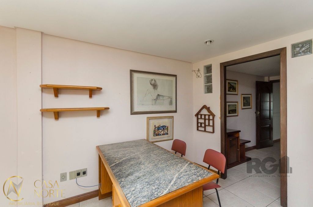 Sala Comercial à venda , 46m², Rua Professor Annes Dias no bairro Centro Histórico em Porto Alegre