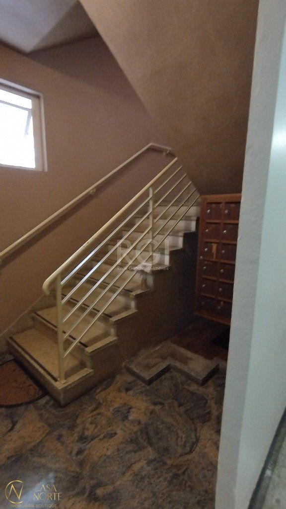 Sala Comercial à venda , 41m², Rua Doutor Vale no bairro Floresta em Porto Alegre