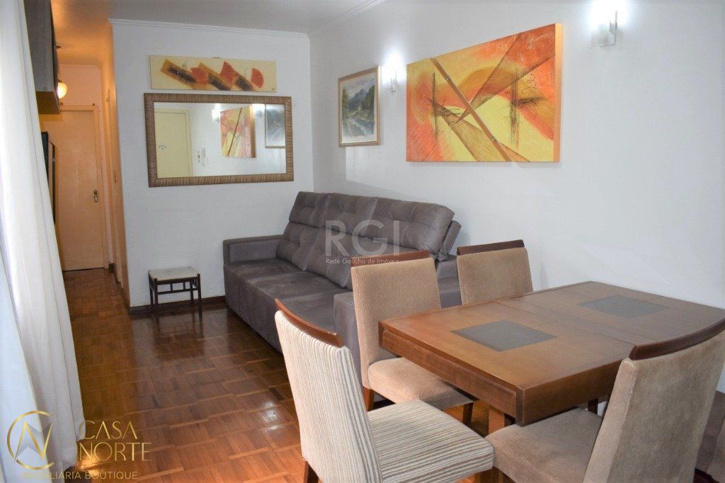 Apartamento à venda com 3 quartos, 73m², Rua Washington Luiz no bairro Centro Histórico em Porto Alegre
