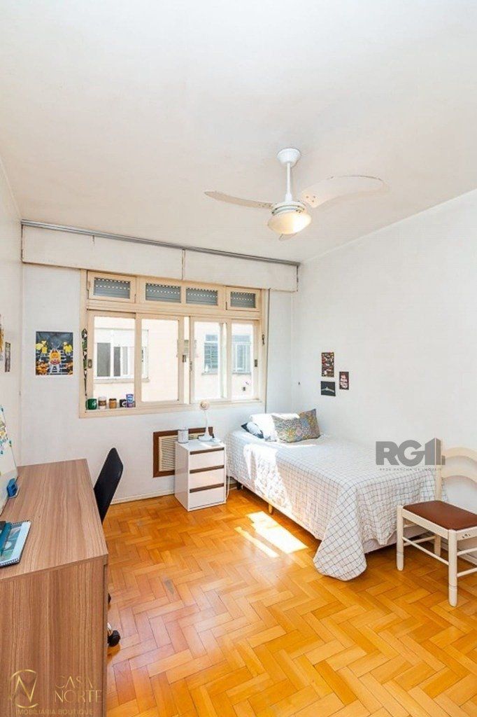 Apartamento à venda com 3 quartos, 86m², 1 vaga, Rua Sarmento Leite no bairro Centro Histórico em Porto Alegre