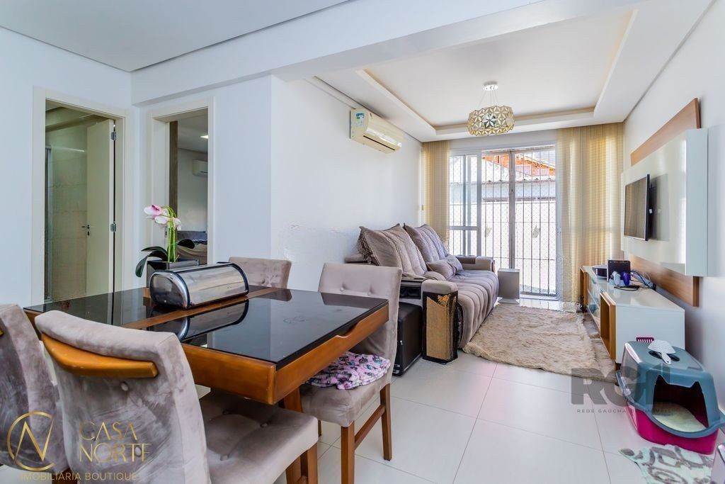 Apartamento à venda com 2 quartos, 87m², 1 suíte, 1 vaga, Rua Domingos Crescêncio no bairro Santana em Porto Alegre