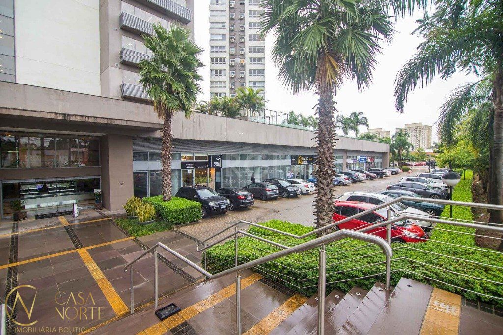 Sala Comercial à venda , 46m², Avenida Assis Brasil no bairro São Sebastião em Porto Alegre