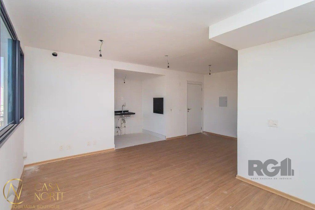 Apartamento à venda com 3 quartos, 72m², 1 suíte, 1 vaga, Rua Nunes Machado no bairro Azenha em Porto Alegre
