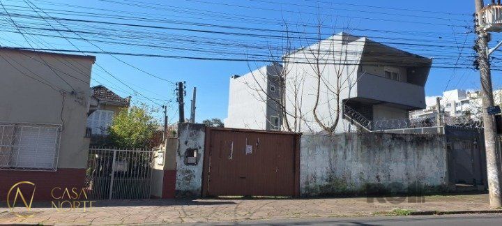 Terreno à venda  com 957m², Rua Miguel Couto no bairro Menino Deus em Porto Alegre