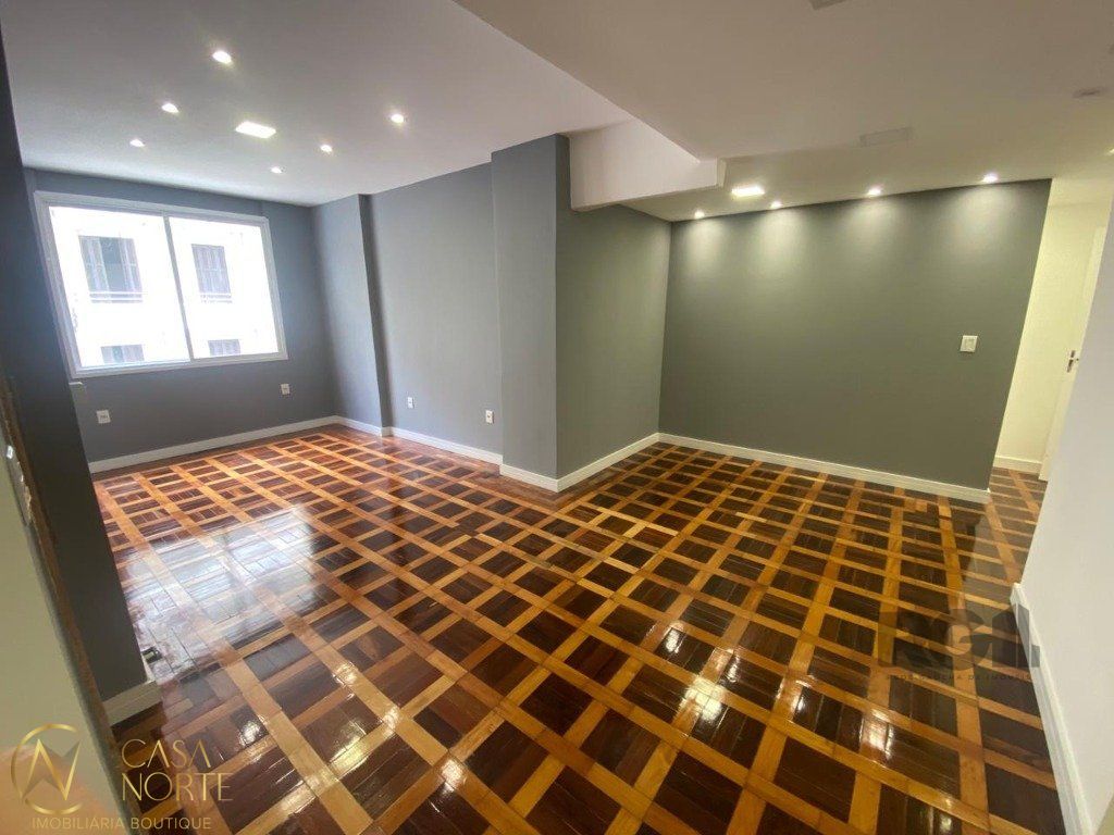Apartamento à venda com 3 quartos, 87m², Rua General Vitorino no bairro Centro Histórico em Porto Alegre