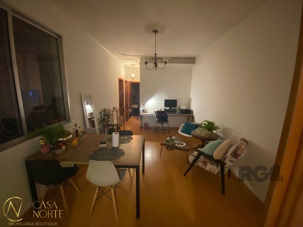 Apartamento à venda com 3 quartos, 90m², Rua Augusto Pestana no bairro Santana em Porto Alegre
