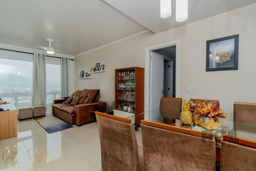 Apartamento à venda com 3 quartos, 75m², 1 suíte, 2 vagas, Rua dos Burgueses no bairro Partenon em Porto Alegre