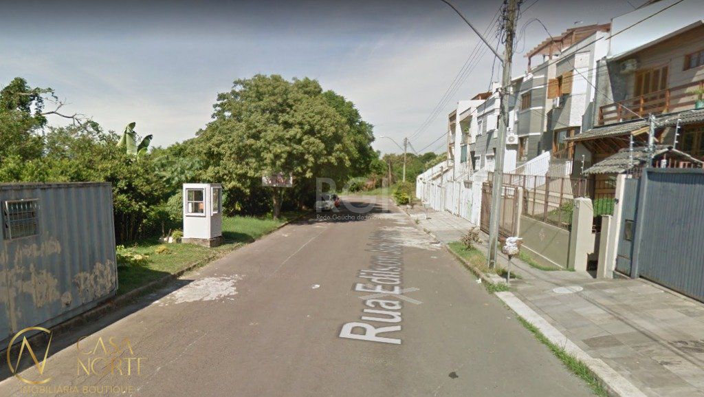 Terreno à venda  com 140m², Rua Edilson João Prola no bairro Ipanema em Porto Alegre