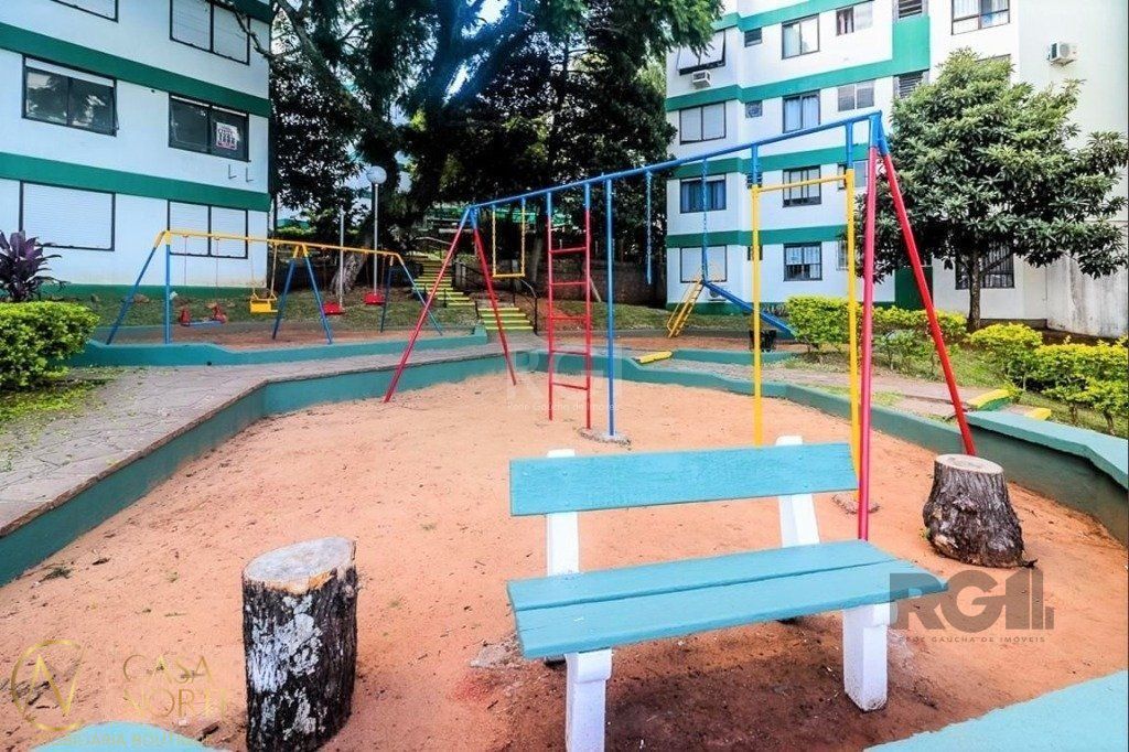 Apartamento à venda com 2 quartos, 60m², 1 vaga, Avenida Fabio Araujo Santos no bairro Nonoai em Porto Alegre