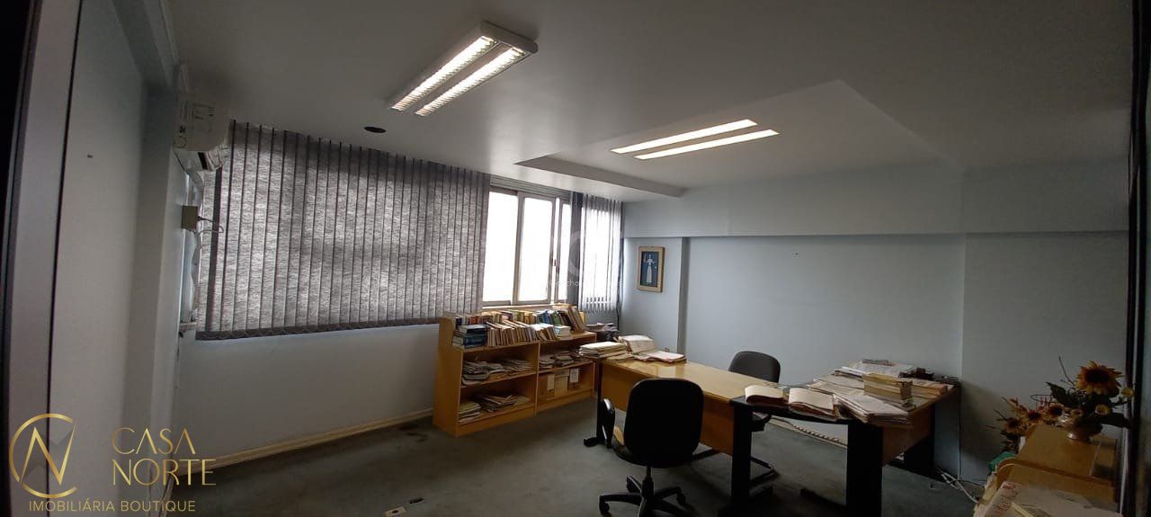 Sala Comercial à venda com 1 quarto, 51m², Praça Osvaldo Cruz no bairro Centro Histórico em Porto Alegre