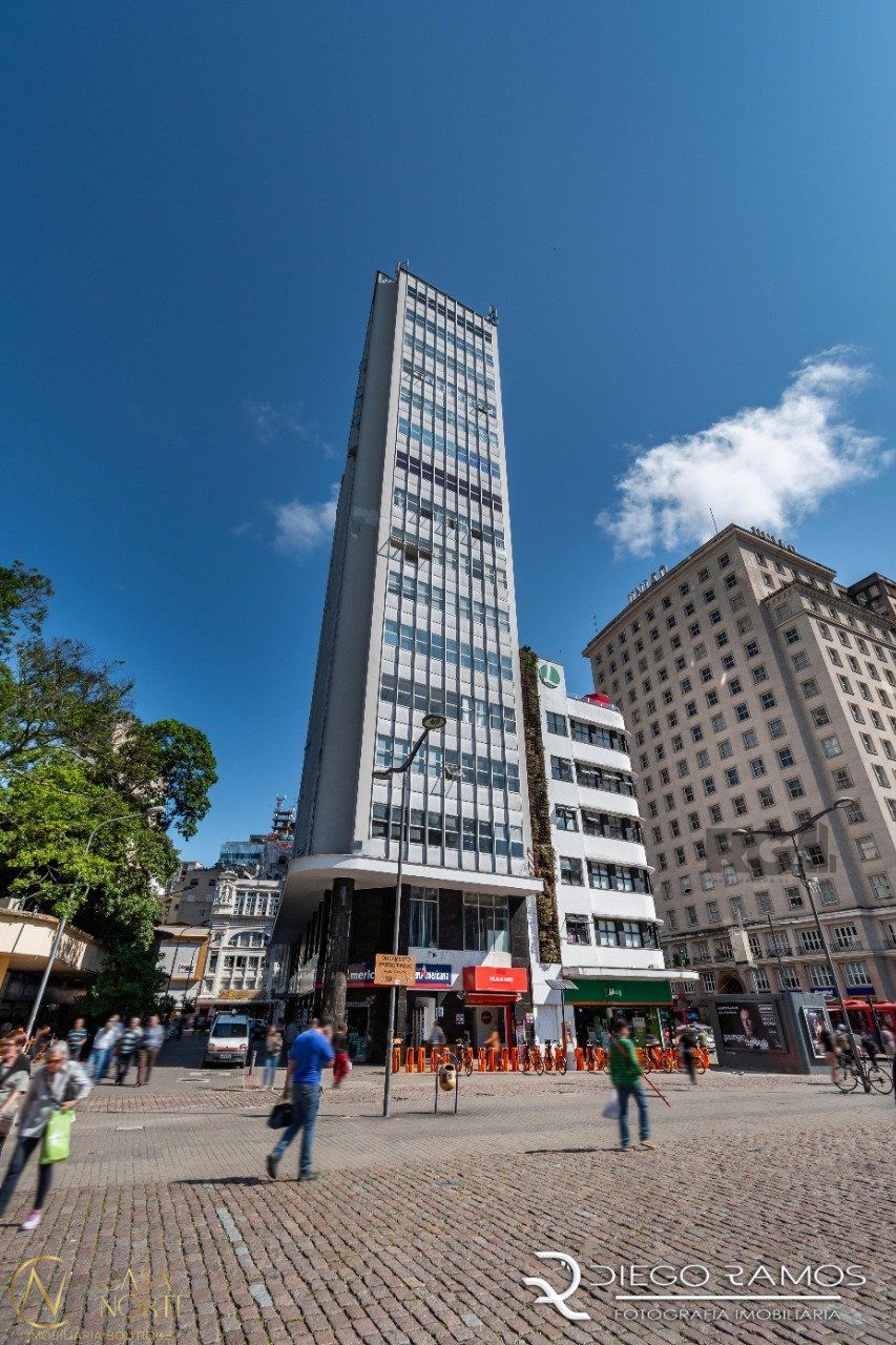 Sala Comercial à venda , 172m², Praça Quinze de Novembro no bairro Centro Histórico em Porto Alegre