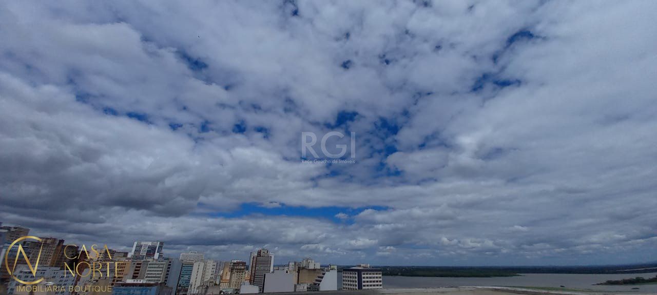 Sala Comercial à venda , 30m², Praça Osvaldo Cruz no bairro Centro Histórico em Porto Alegre