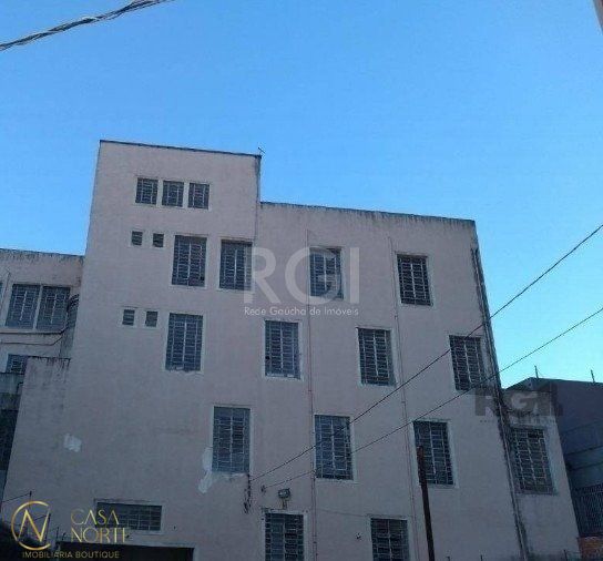 Prédio Comercial à venda , 1739m², Avenida São Pedro no bairro São Geraldo em Porto Alegre