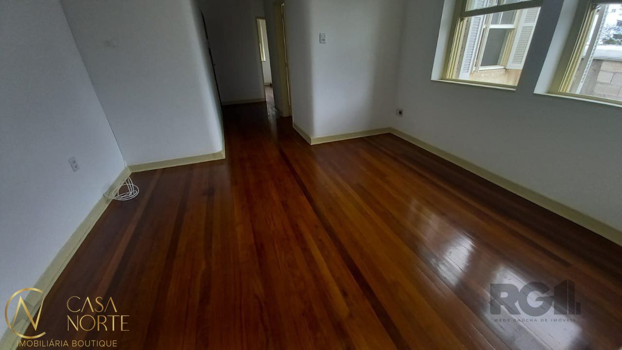 Apartamento à venda com 3 quartos, 79m², Rua Eudoro Berlink no bairro Auxiliadora em Porto Alegre
