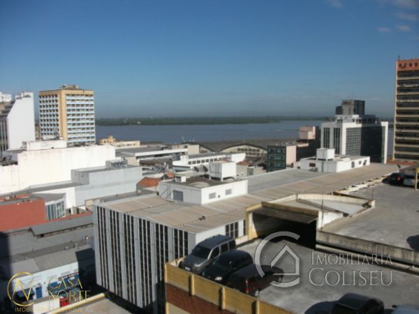 Sala Comercial à venda com 1 quarto, 51m², Praça Osvaldo Cruz no bairro Centro Histórico em Porto Alegre
