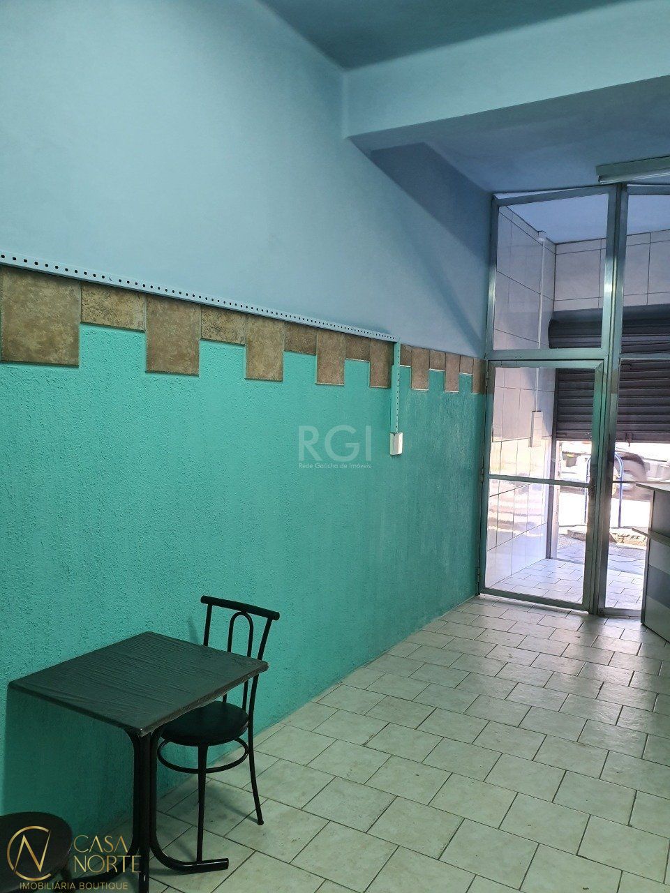 Loja à venda , 159m², Avenida Benjamin Constant no bairro São João em Porto Alegre