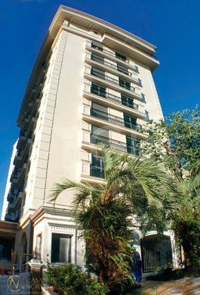 Apartamento à venda com 2 quartos, 79m², 1 suíte, 2 vagas, Alameda Eduardo Guimaraes no bairro Três Figueiras em Porto Alegre