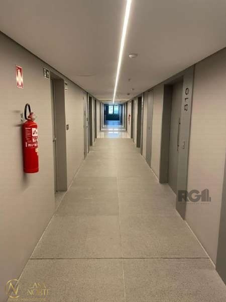 Sala Comercial à venda , 34m², Avenida Teresópolis no bairro Teresópolis em Porto Alegre
