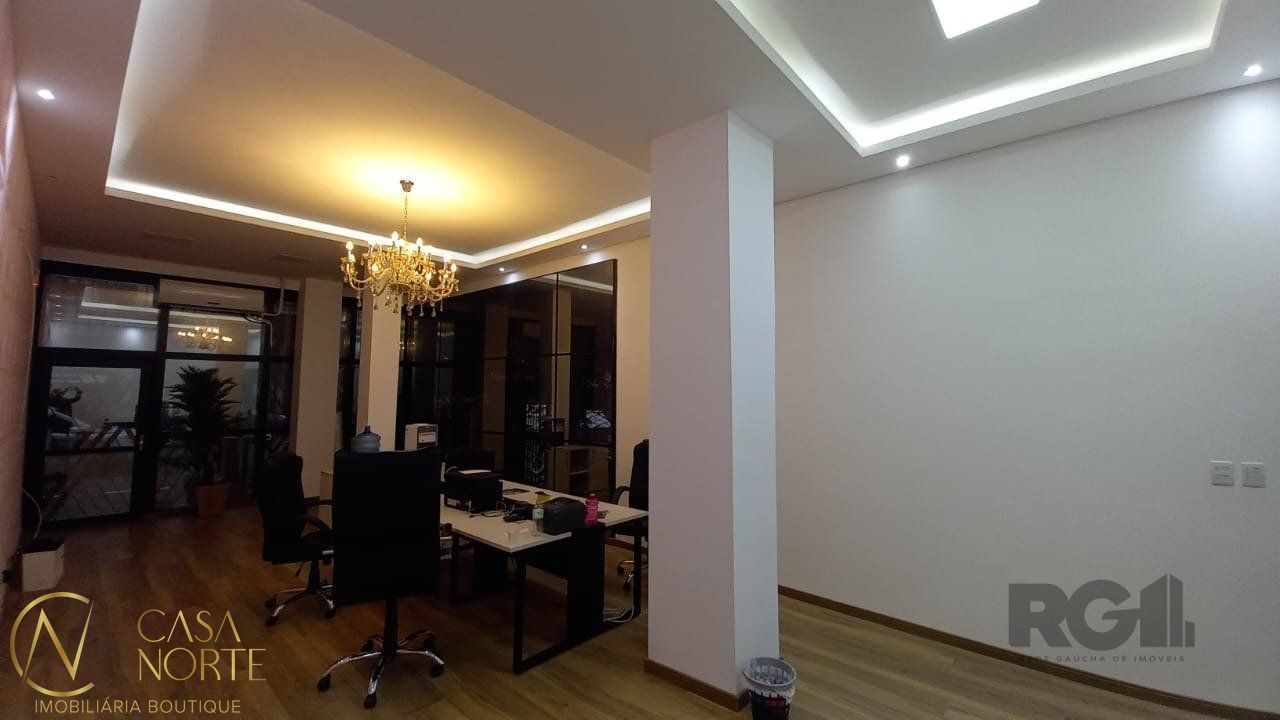 Sala Comercial à venda , 368m², Avenida Alberto Bins no bairro Floresta em Porto Alegre