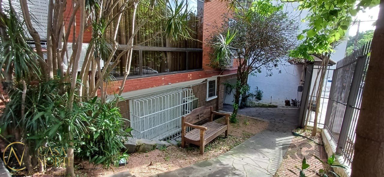 Cobertura à venda com 3 quartos, 253m², 3 suítes, 2 vagas, Rua Dona Laura no bairro Rio Branco em Porto Alegre
