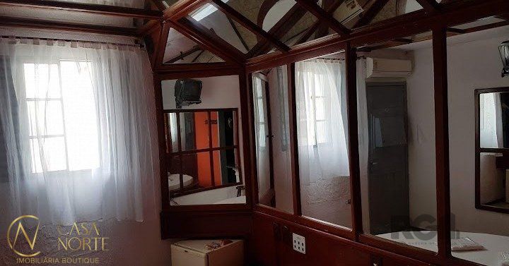 Hotel à venda , 1296m², Avenida Baltazar de Oliveira Garcia no bairro São Sebastião em Porto Alegre