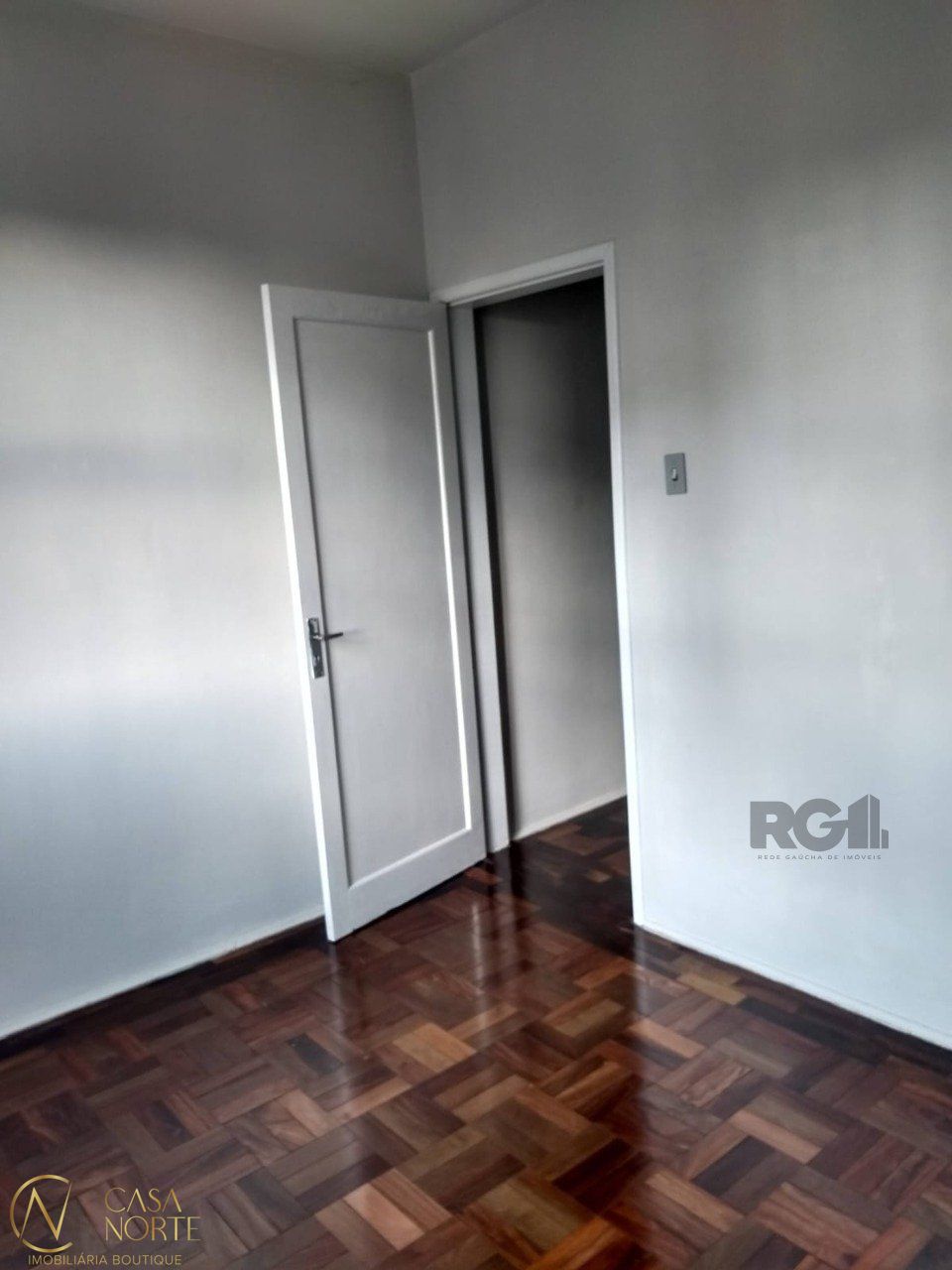 Apartamento à venda com 1 quarto, 33m², Avenida Protásio Alves, 4276 no bairro Petrópolis em Porto Alegre