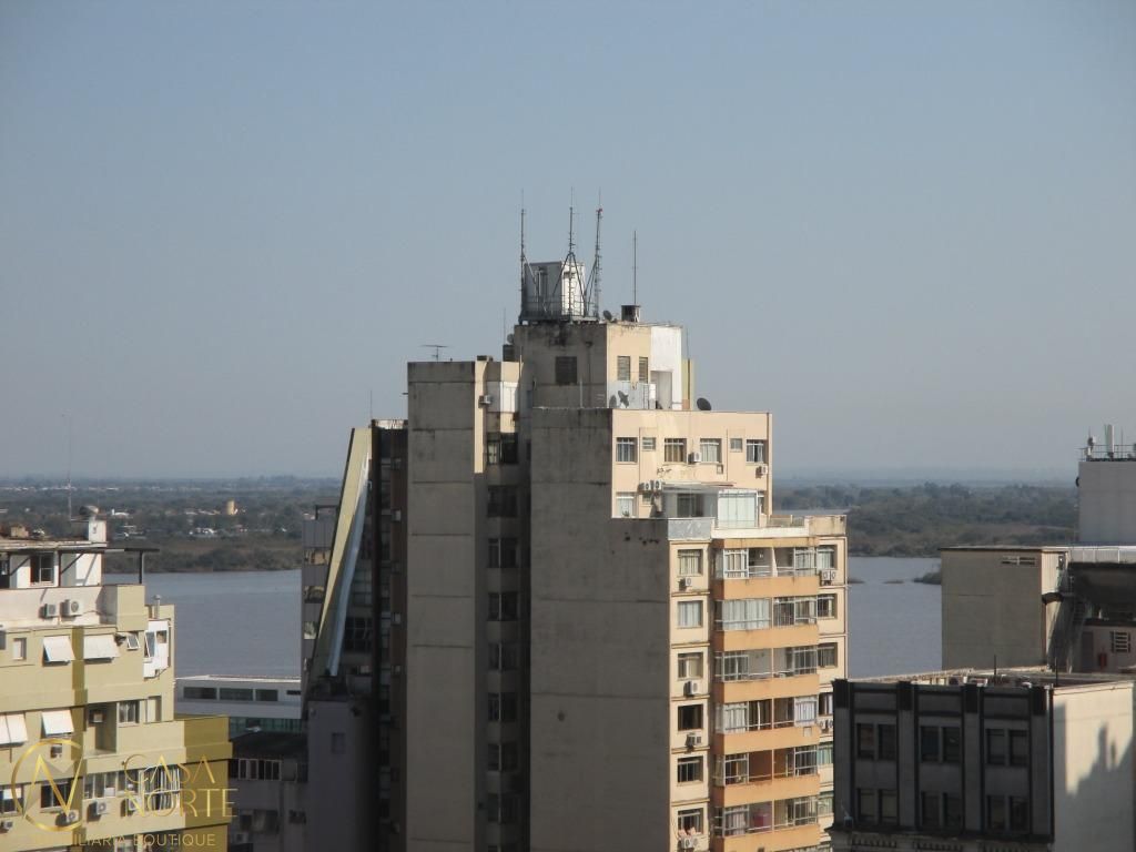 Box à venda , 32m², 1 vaga, Rua Riachuelo no bairro Centro Histórico em Porto Alegre