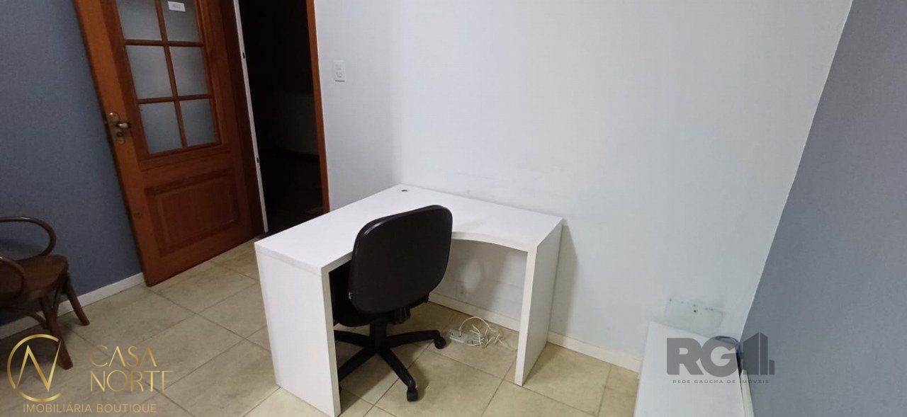 Sala Comercial à venda , 53m², Praça Osvaldo Cruz no bairro Centro Histórico em Porto Alegre