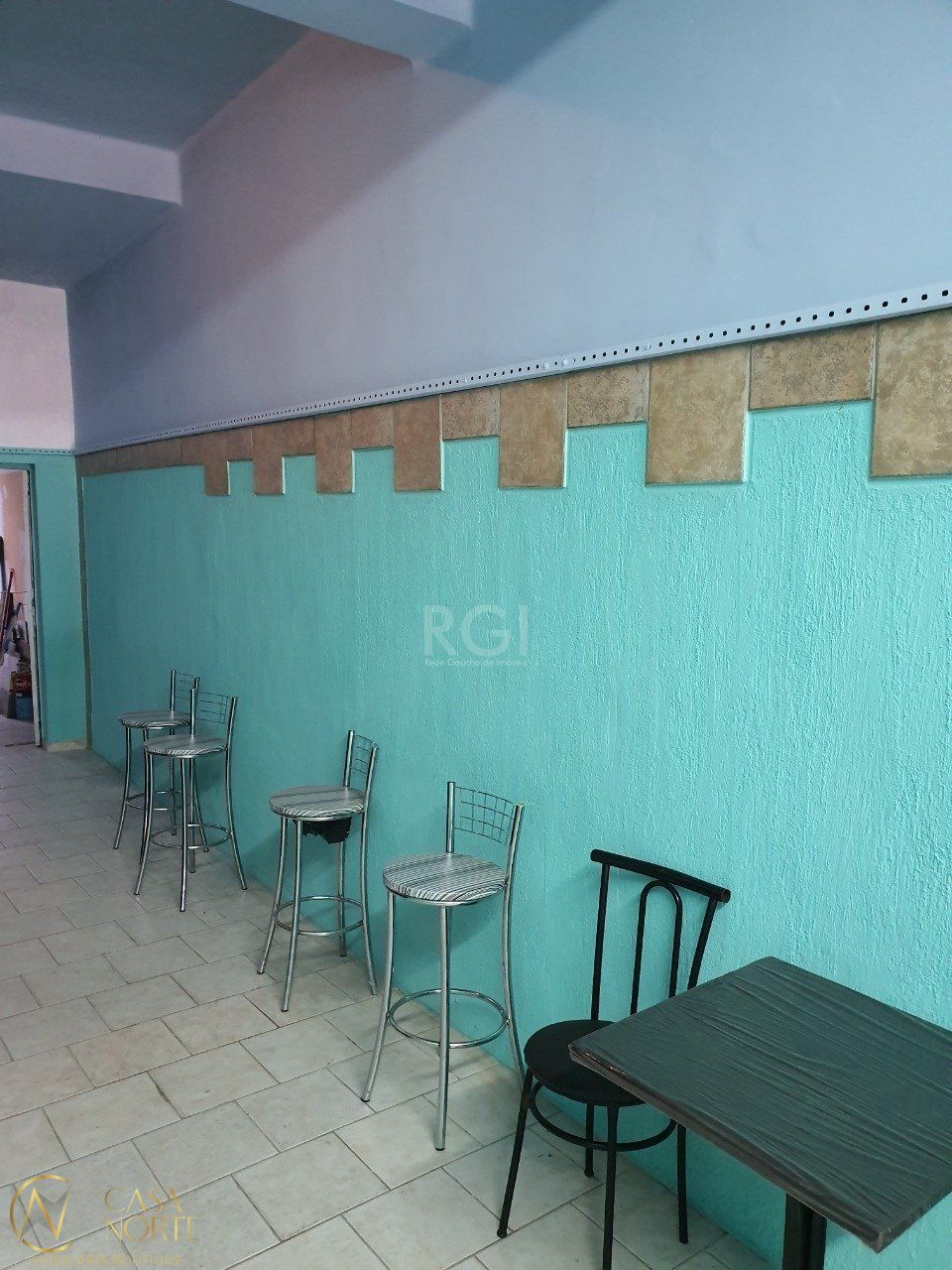 Loja à venda , 159m², Avenida Benjamin Constant no bairro São João em Porto Alegre