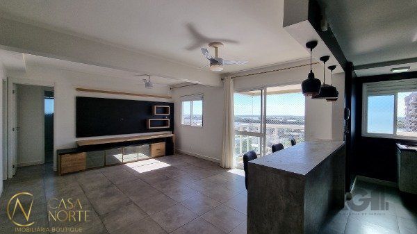 Apartamento à venda com 2 quartos, 82m², 1 suíte, 1 vaga, Avenida Polônia no bairro São Geraldo em Porto Alegre
