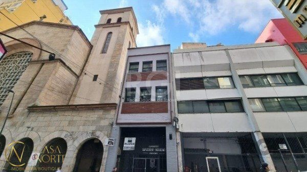 Prédio Comercial à venda , 600m², Rua Vigario José Inácio no bairro Centro Histórico em Porto Alegre