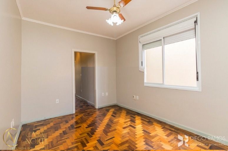 Apartamento à venda com 3 quartos, 94m², Avenida João Pessoa no bairro Farroupilha em Porto Alegre