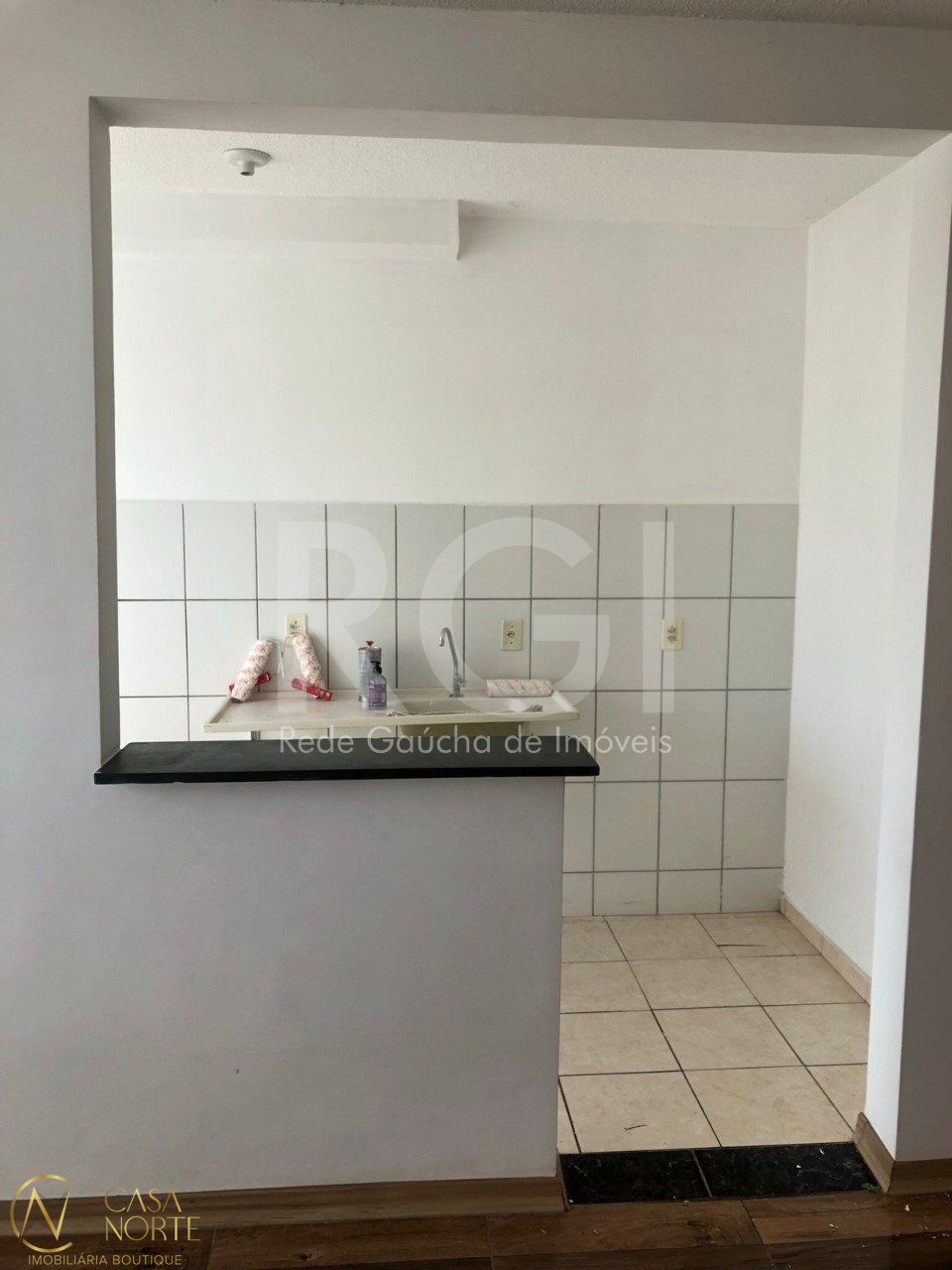 Apartamento à venda com 2 quartos, 52m², 1 vaga, Avenida Juscelino Kubitschek de Oliveira no bairro Jardim Leopoldina em Porto Alegre