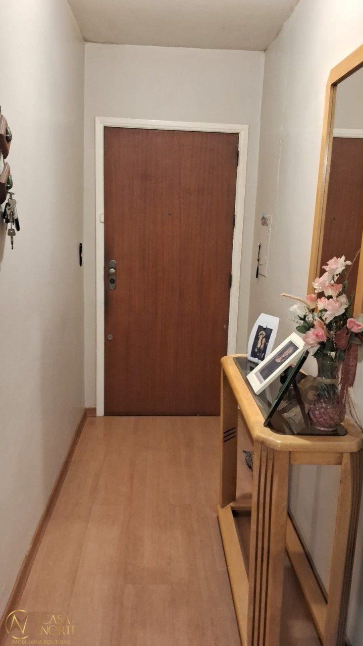 Apartamento à venda com 3 quartos, 111m², 1 suíte, Rua Olavo Bilac no bairro Azenha em Porto Alegre
