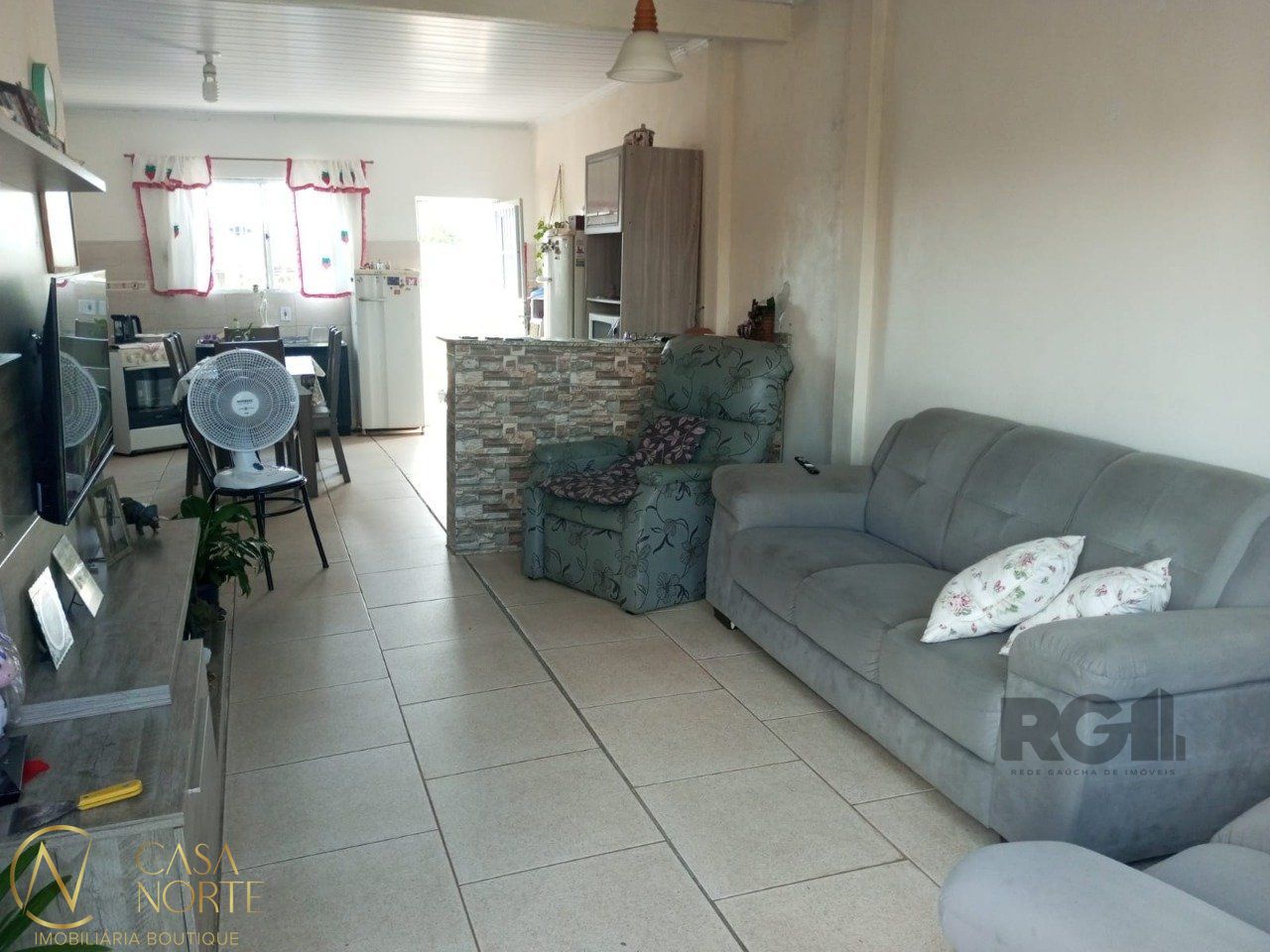 Casa à venda com 1 quarto, 55m², 1 vaga, Rua Oscar Ferreira Duarte no bairro Lageado em Porto Alegre