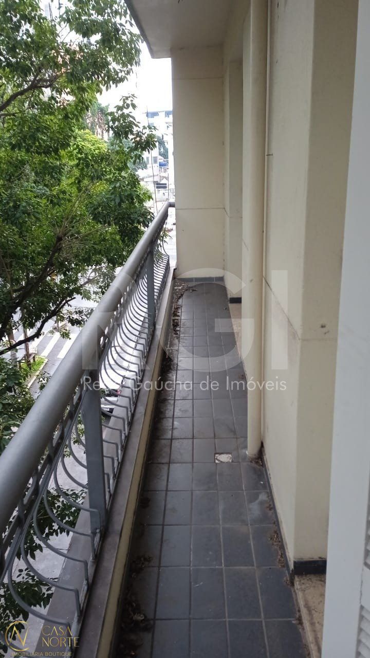 Apartamento à venda com 3 quartos, 134m², 1 vaga, Avenida Desembargador Andre da Rocha no bairro Centro Histórico em Porto Alegre