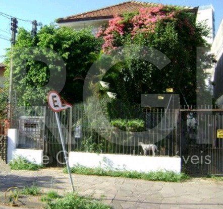 Casa à venda com 4 quartos, 188m², 4 vagas, Rua Barao de Cerro Largo no bairro Menino Deus em Porto Alegre