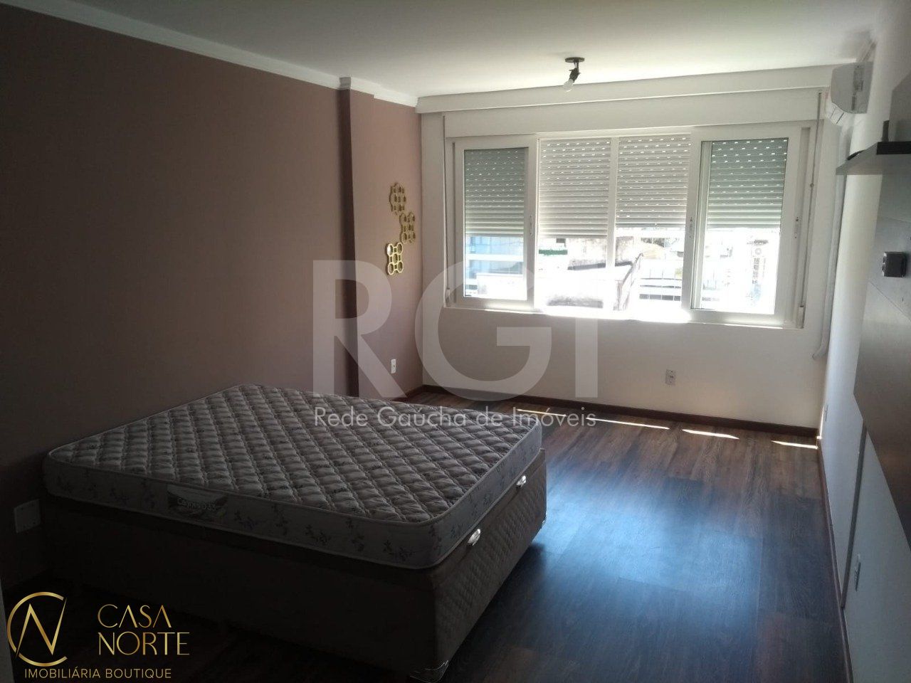 Kitnet à venda com 1 quarto, 30m², Rua da Republica no bairro Cidade Baixa em Porto Alegre
