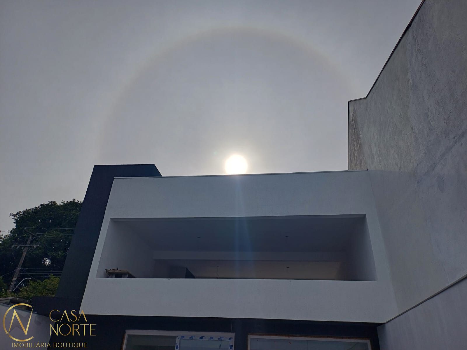 Casa à venda com 3 quartos, 225m², 1 suíte, 2 vagas, Rua Tomaz Edison no bairro Santo Antônio em Porto Alegre