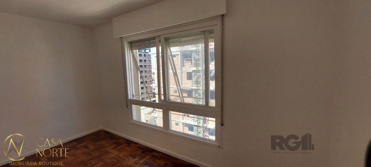 Cobertura à venda com 3 quartos, 160m², 1 vaga, Avenida João Pessoa no bairro Centro Histórico em Porto Alegre