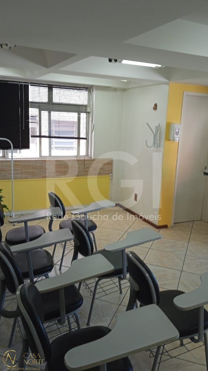 Sala Comercial à venda , 41m², Avenida Independência no bairro Independência em Porto Alegre