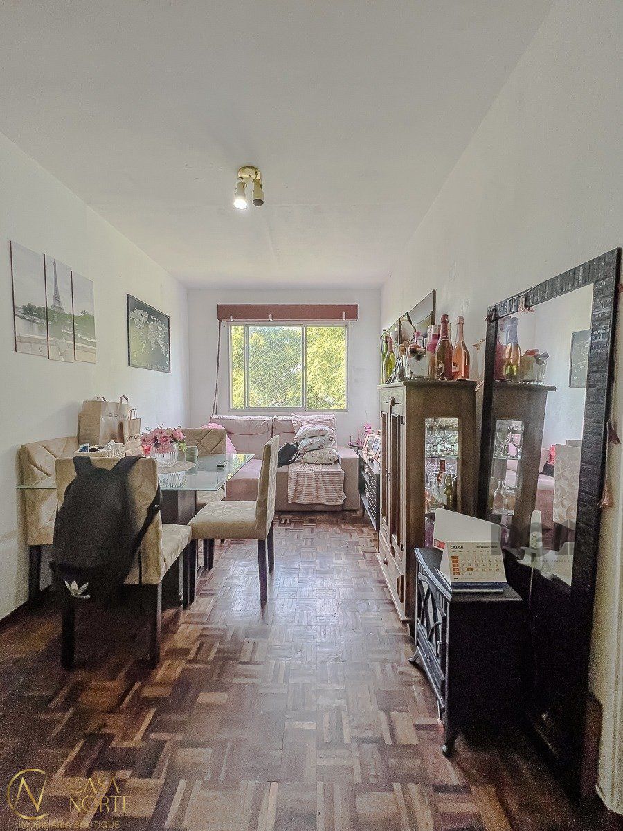 Apartamento à venda com 1 quarto, 39m², 1 vaga, Rua Orfanotrofio no bairro Santa Tereza em Porto Alegre